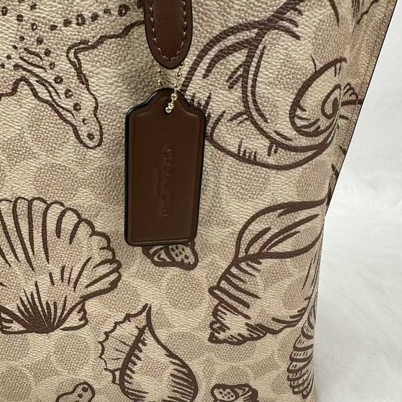 Coach Mollie Tote Bag In Signature Canvas With Shell Print In Canvas/Sand CBH64 - Picture 9 of 11
